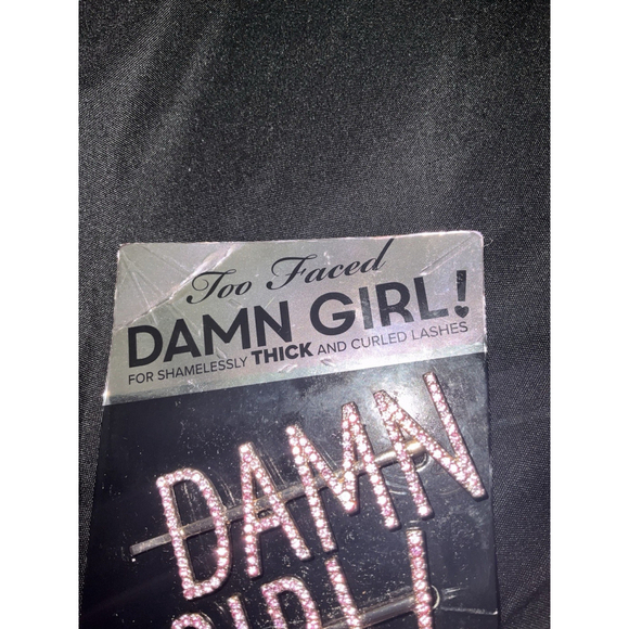 NEW Too Faced 2 PC PIN SET Damn Girl Hair Pins Pink CRYSTALS Jeweled - Picture 2 of 3